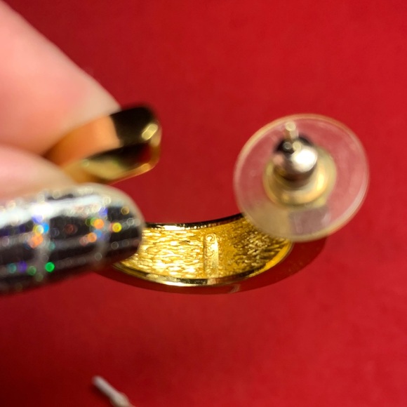 Dior Gold CD Logo Hoop Earrings Full Inclusion - Picture 5 of 6